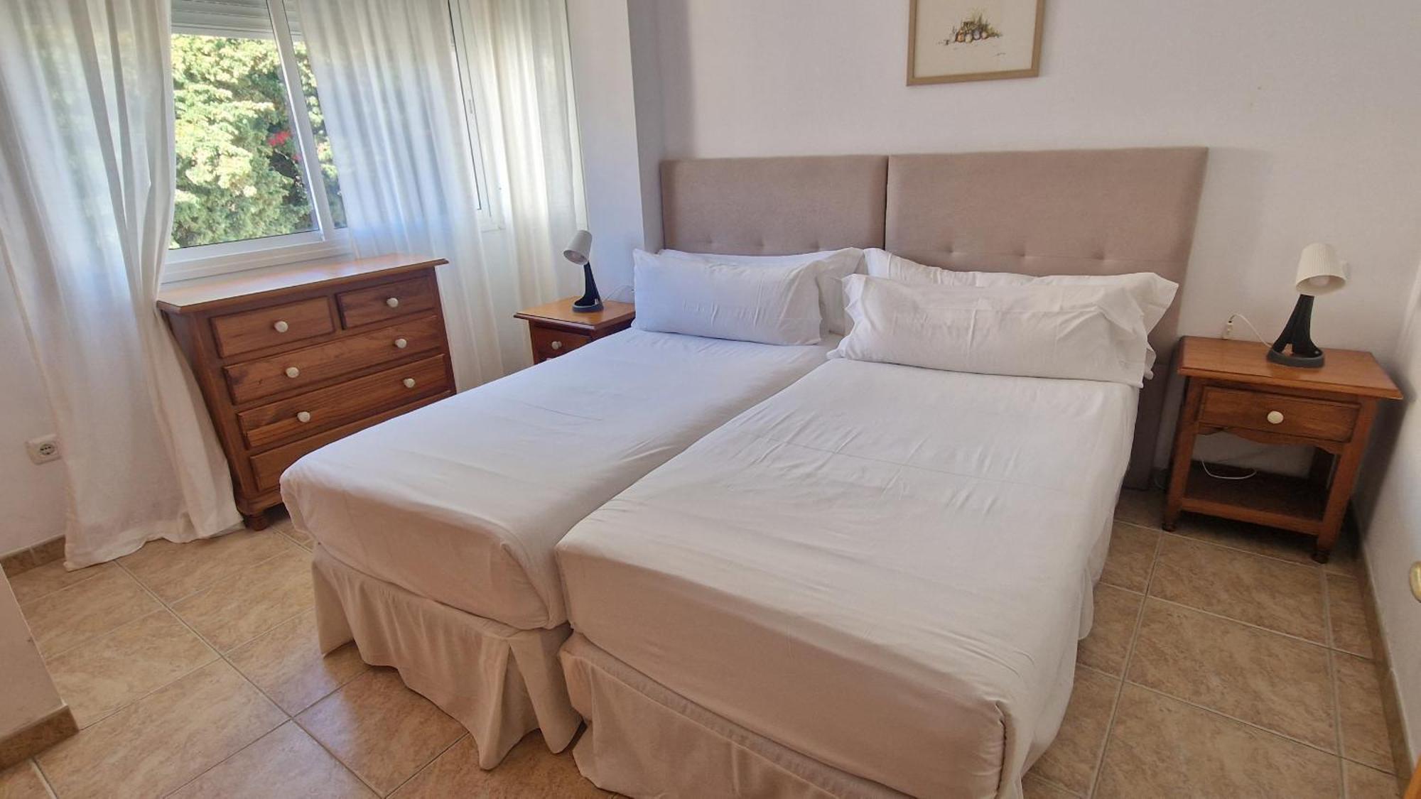 Apartamentos Latin Нерха Екстериор снимка