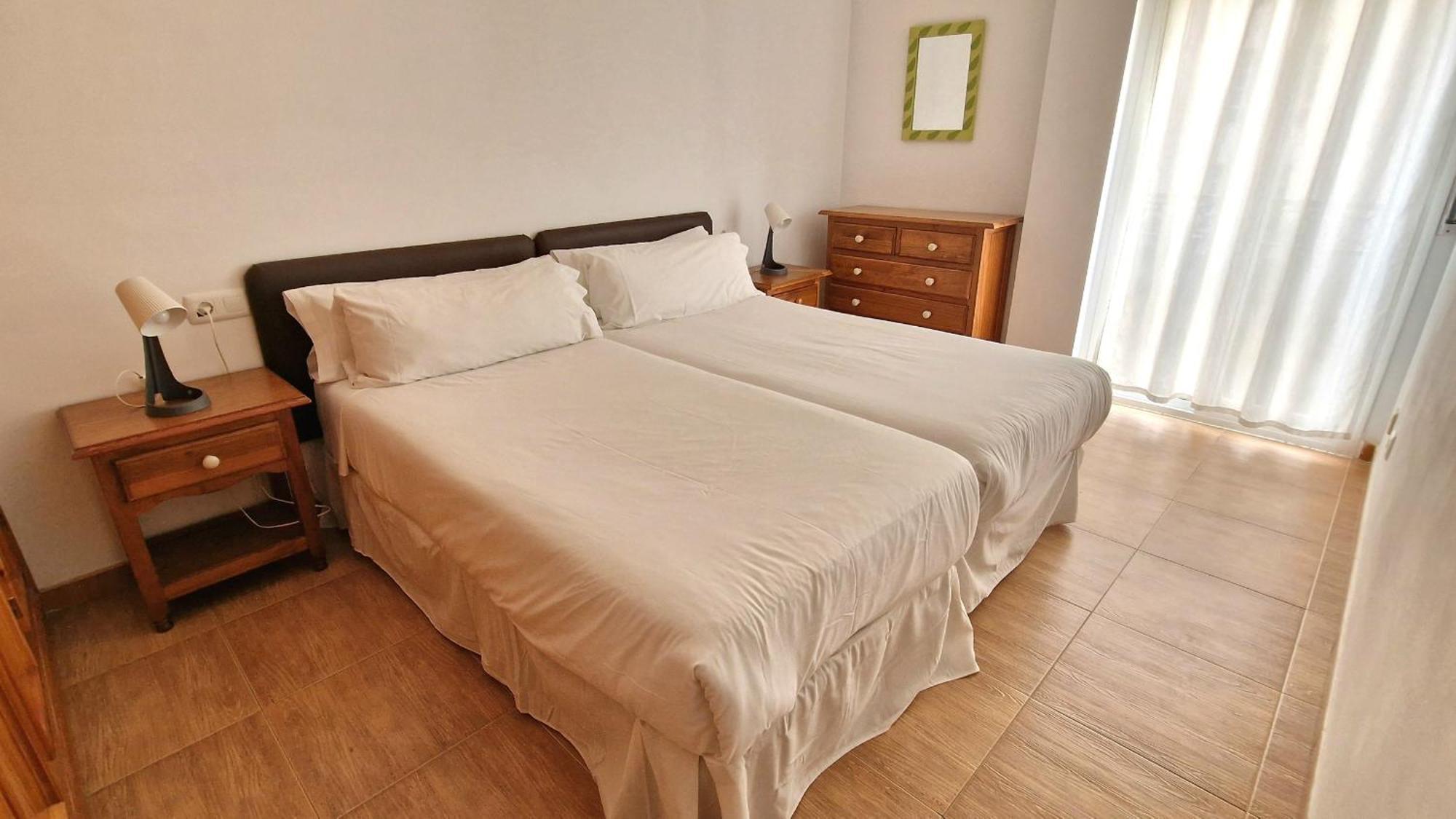 Apartamentos Latin Нерха Екстериор снимка