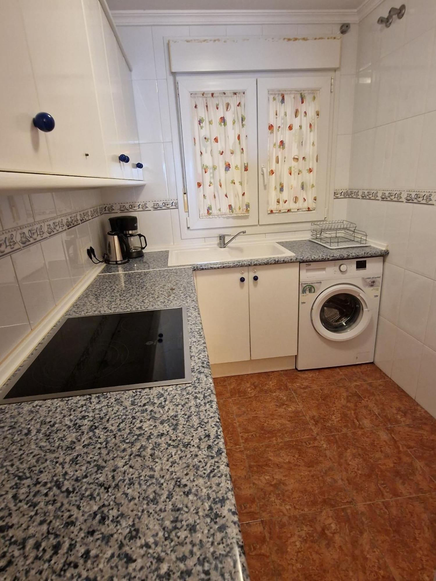 Apartamentos Latin Нерха Екстериор снимка