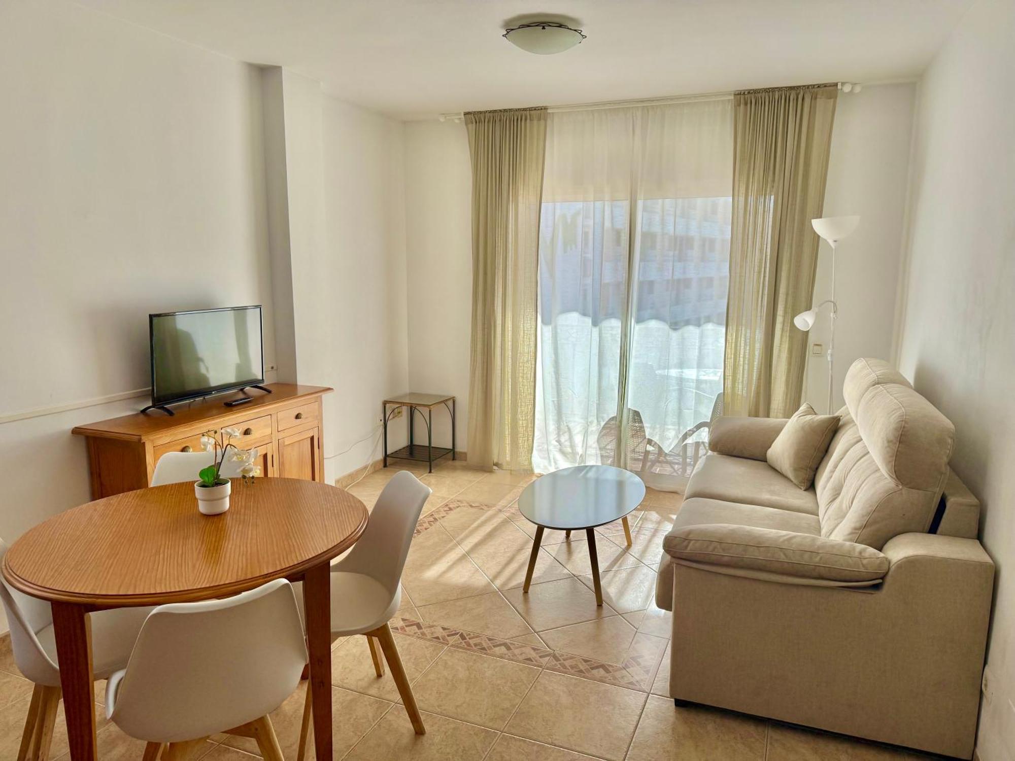 Apartamentos Latin Нерха Екстериор снимка